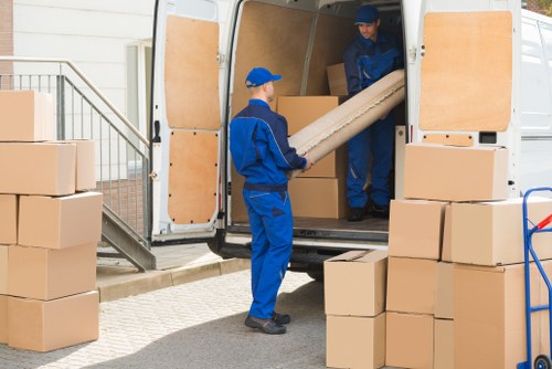 Mobile self storage container delivered in Primrosehill