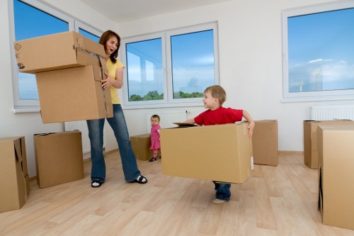Local packing service team helping with a move in Primrosehill